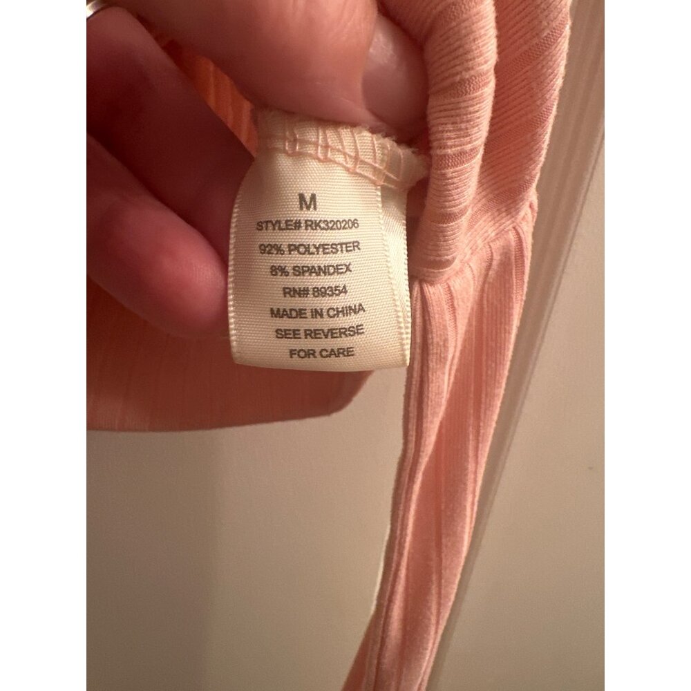 No Comment NY-LA Pink Ribbed Wrap Top Size M - Picture 4 of 7